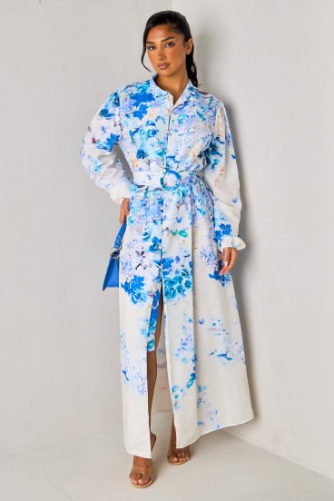Robe chemise cintrée beige à fleurs bleues