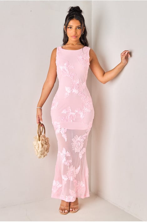 Robe longue à bretelles brodée en tulle rose