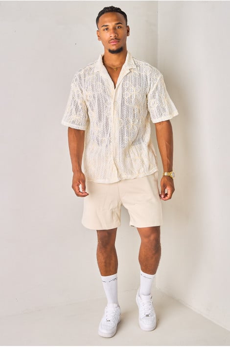 Chemise beige en maille brodée